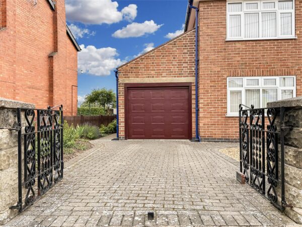 Acacia Road, Balderton, Newark