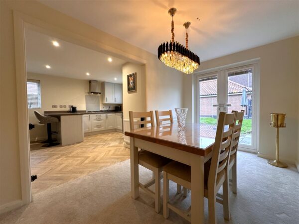 Goldstraw Lane, Fernwood, Newark