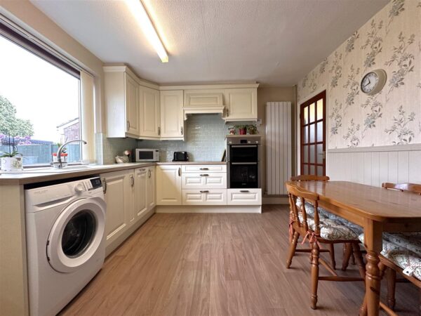 Acacia Road, Balderton, Newark