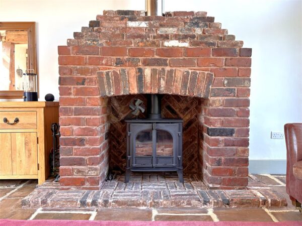The Hayloft, Barn 3, Park Farm, Newark Road, Wellow, Newark