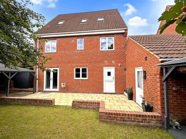 Elder Close, Witham St. Hughs, Lincoln