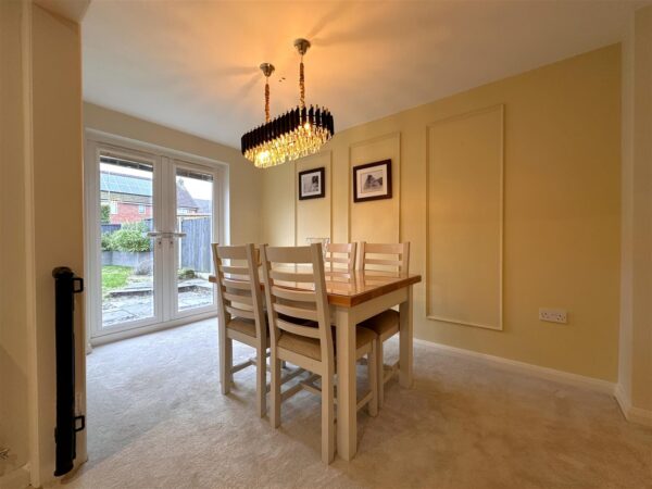 Goldstraw Lane, Fernwood, Newark