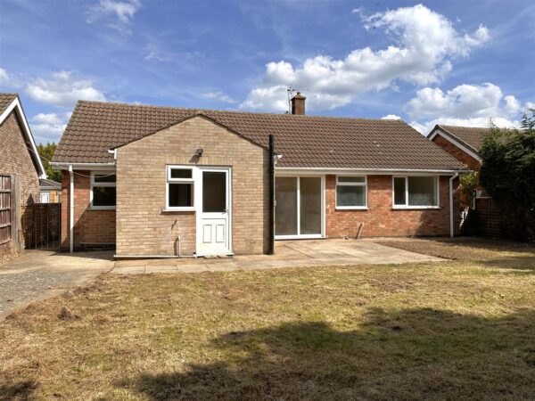 Redlands, Longfellow Drive, Balderton, Newark