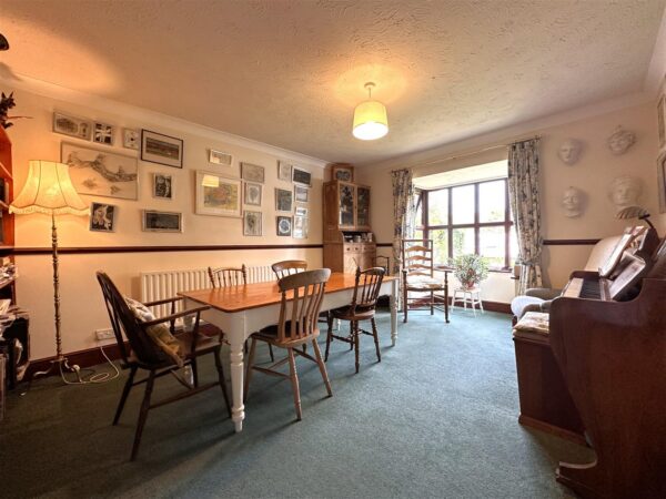 Maple House, School Lane, Claypole, Newark