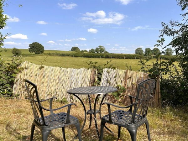 The Hayloft, Barn 3, Park Farm, Newark Road, Wellow, Newark