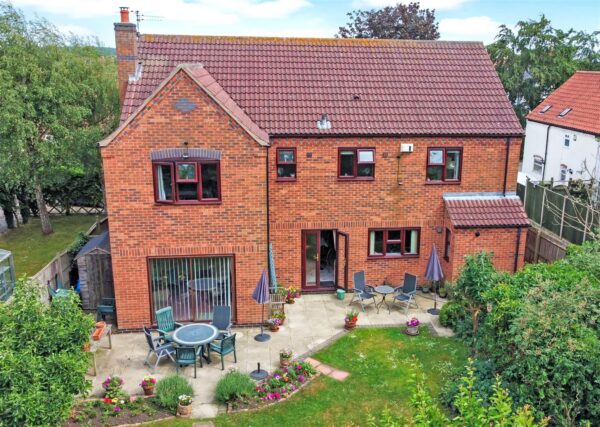 Maple House, School Lane, Claypole, Newark