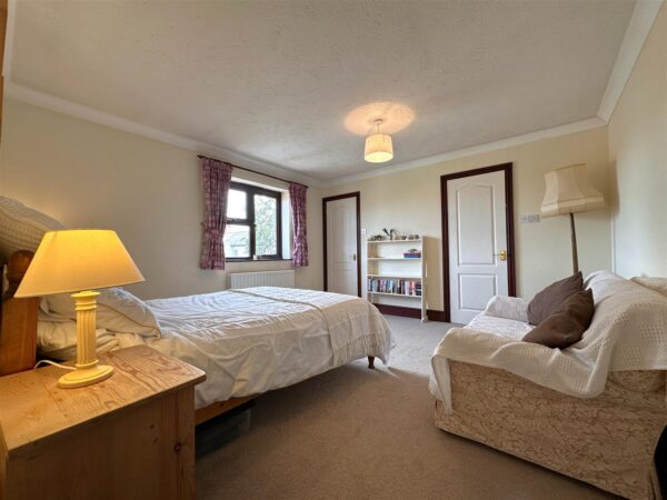 Maple House, School Lane, Claypole, Newark