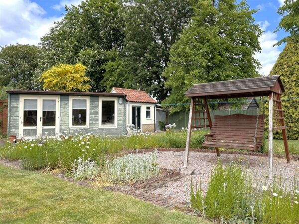 The Barn, High Street, Collingham, Newark
