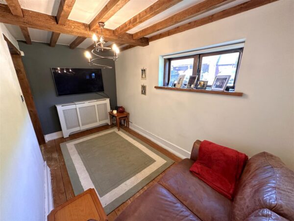 The Hayloft, Barn 3, Park Farm, Newark Road, Wellow, Newark