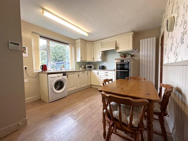Acacia Road, Balderton, Newark