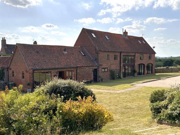 The Hayloft, Barn 3, Park Farm, Newark Road, Wellow, Newark