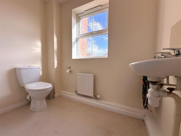 Dale Crescent, Fernwood, Newark
