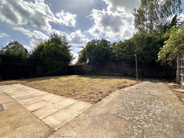 Redlands, Longfellow Drive, Balderton, Newark
