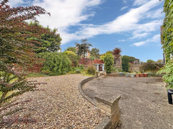 The Woodlands, Newark