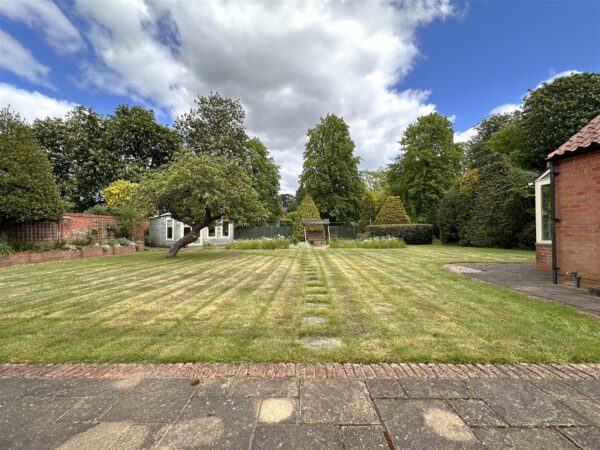 The Barn, High Street, Collingham, Newark