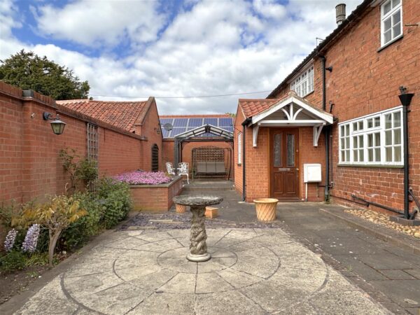 The Barn, High Street, Collingham, Newark