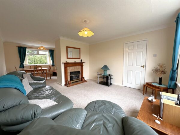 The Woodlands, Newark