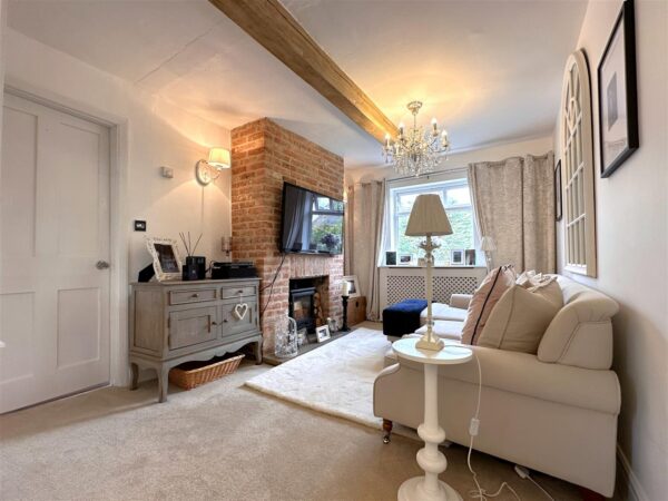 Weaver Cottage, Palmer Road, Sutton-On-Trent, Newark