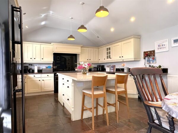 Tilney House, Eagle Road, North Scarle, Lincoln