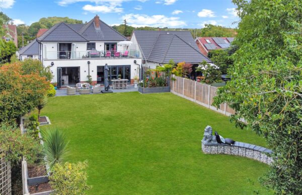 The Poplars, Barnby Road, Newark