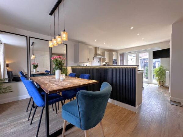 Lysander Place, Fernwood, Newark