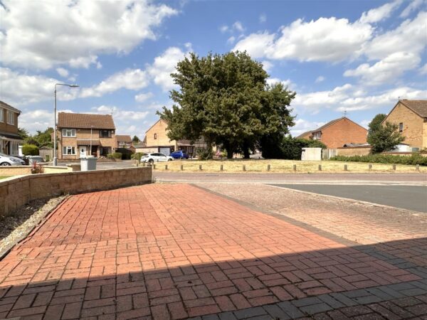 Blackthorne Close, Balderton, Newark