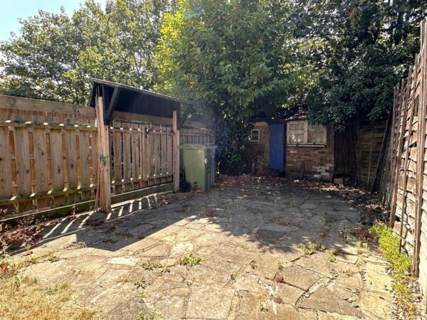 Barnby Gate, Newark
