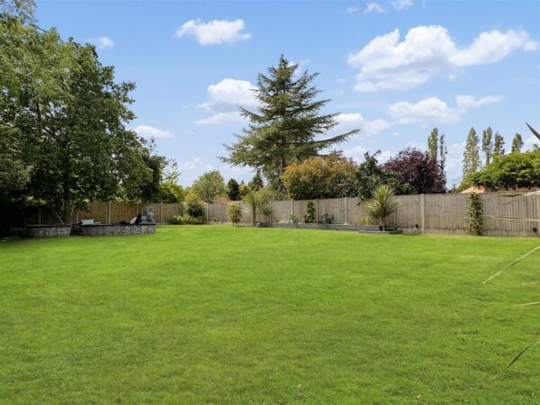 The Poplars, Barnby Road, Newark