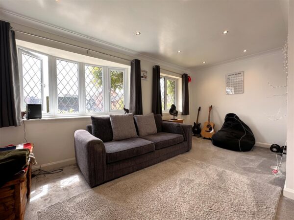 Witham Close, Newark