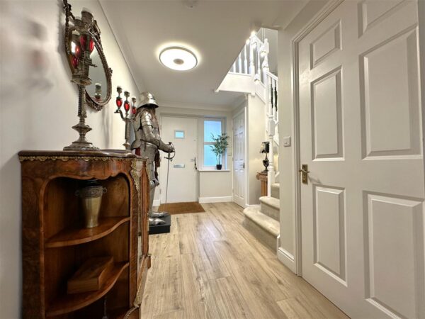 Collinson Lane, Fernwood, Newark