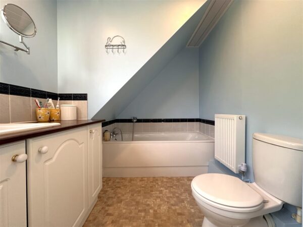 Vicarage Lane, Long Bennington, Newark