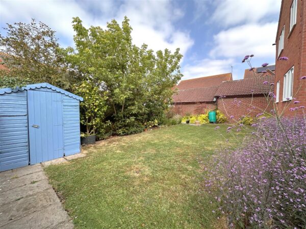 Revill Close, Claypole, Newark