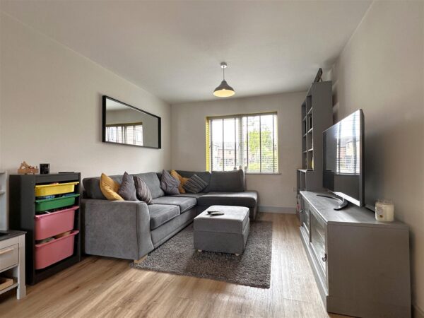 Woodland Walk, Collingham, Newark