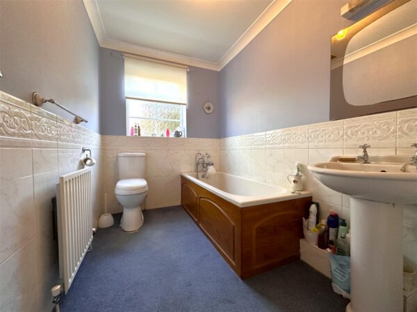 Strathmore Lodge, Long Street, Foston, Grantham