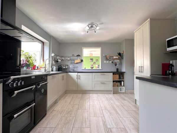 Vicarage Lane, Long Bennington, Newark