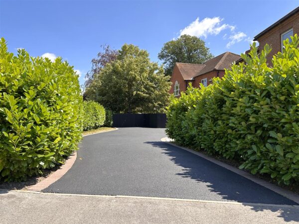Collinson Lane, Fernwood, Newark