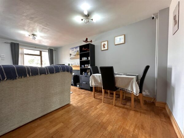 Blackthorne Close, Balderton, Newark