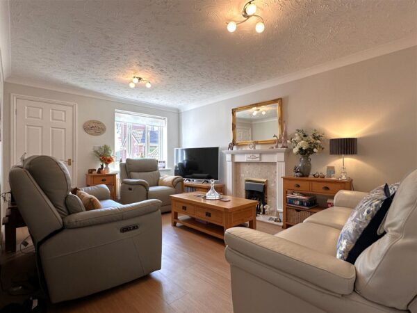 Howards Gardens, Balderton, Newark