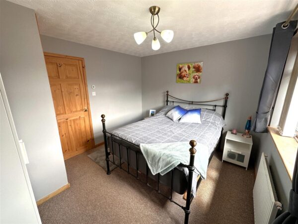 Blackthorne Close, Balderton, Newark