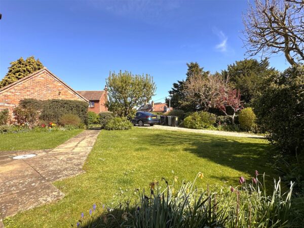 Strathmore Lodge, Long Street, Foston, Grantham