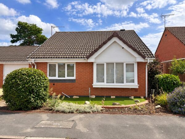 Clayton Close, Newark