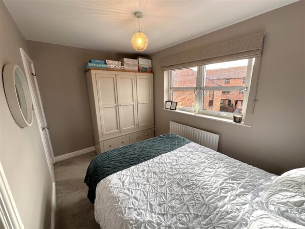 Coopers Yard, Newark