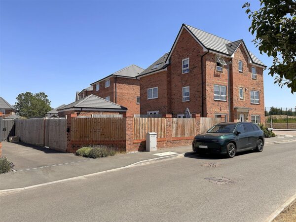 Digby Avenue, Fernwood, Newark