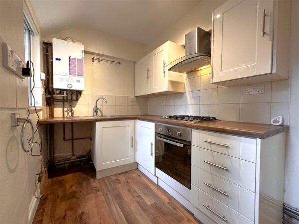 Newnham Road, Newark
