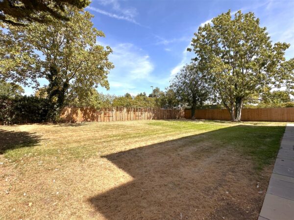 Station Road, Collingham, Newark