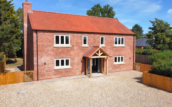 Station Road, Collingham, Newark
