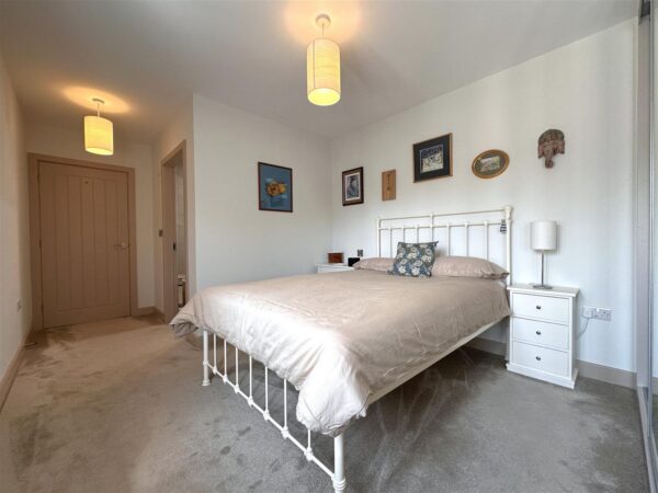 The Poppyfields, Collingham, Newark
