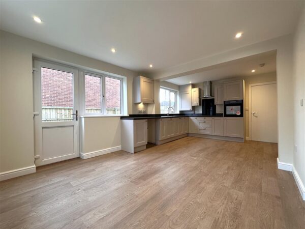 Middleton Road, Newark