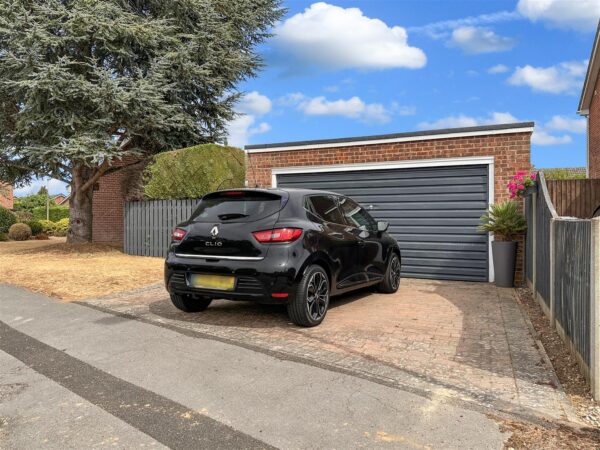 Pocklington Crescent, Winthorpe, Newark