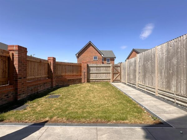 Digby Avenue, Fernwood, Newark